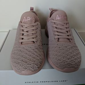 Athletic Propulsion Labs Techloom Phantom Shoe